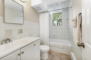 Apartment | 2 bedrooms, Internet