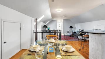 Apartment | 2 bedrooms, Internet