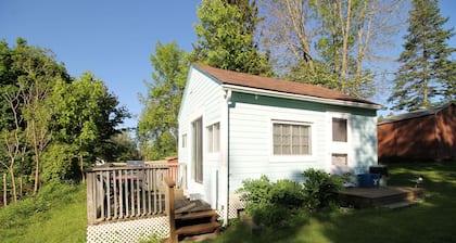 1 Bdrm Country Cottage 5 - Rosewood Cottages