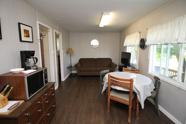 House | 2 bedrooms, Internet
