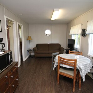 House | 2 bedrooms, Internet