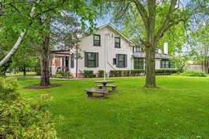 Apartment - Private Apt Neardowntown Ideal for Long Stays U4 (Burlington)