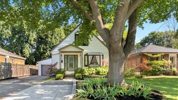 House | 2 bilik tidur, Internet