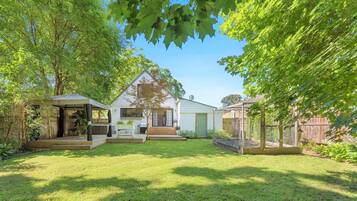 Apartment | 1 bedroom, Internet