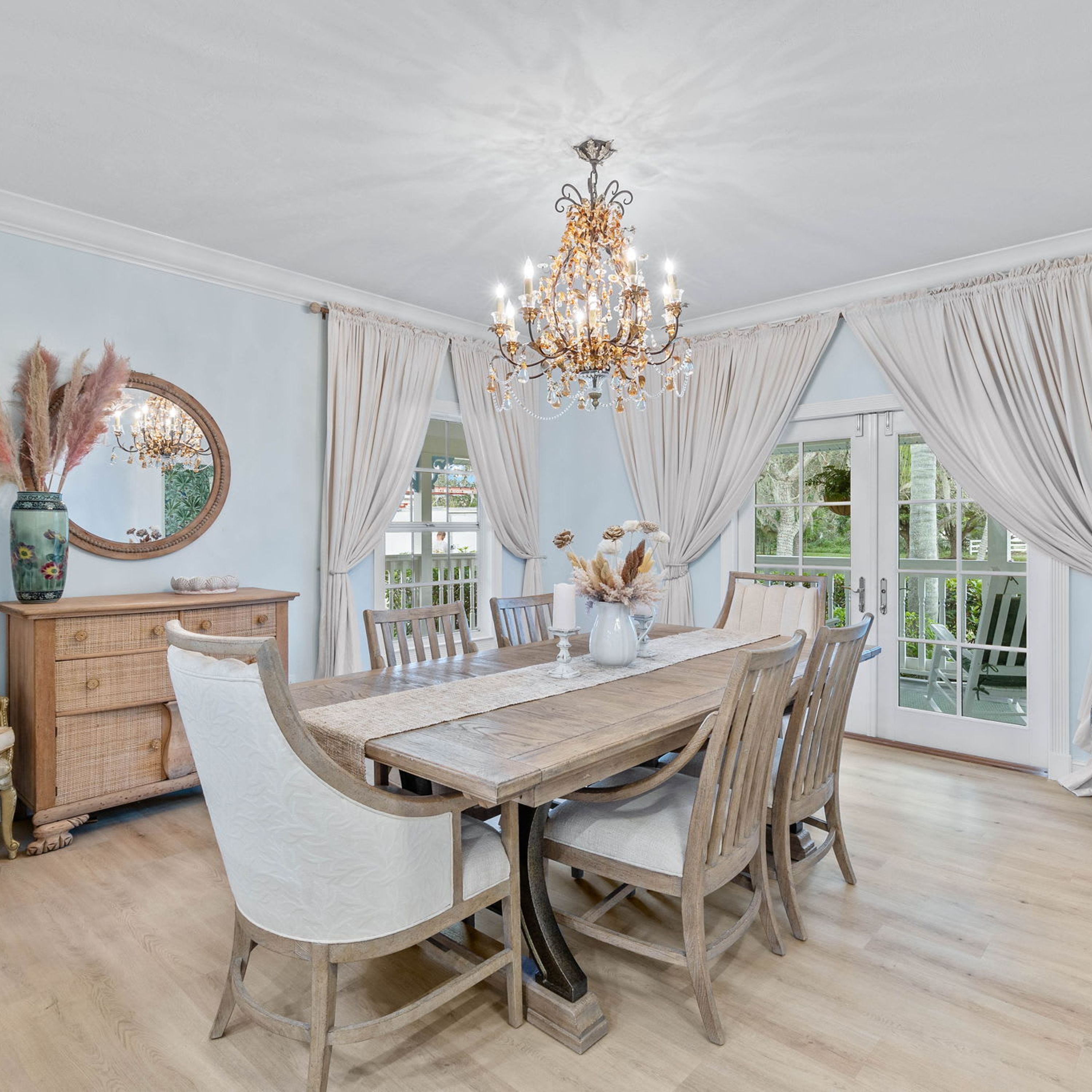 7 bedrooms, Internet