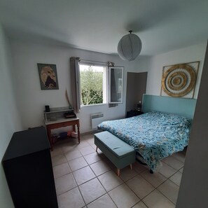 3 Schlafzimmer, Bügeleisen/Bügelbrett, WLAN, Bettwäsche