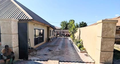 This 4 bed 3 full bath a big living room, nice kitchen located in Chililabombwe