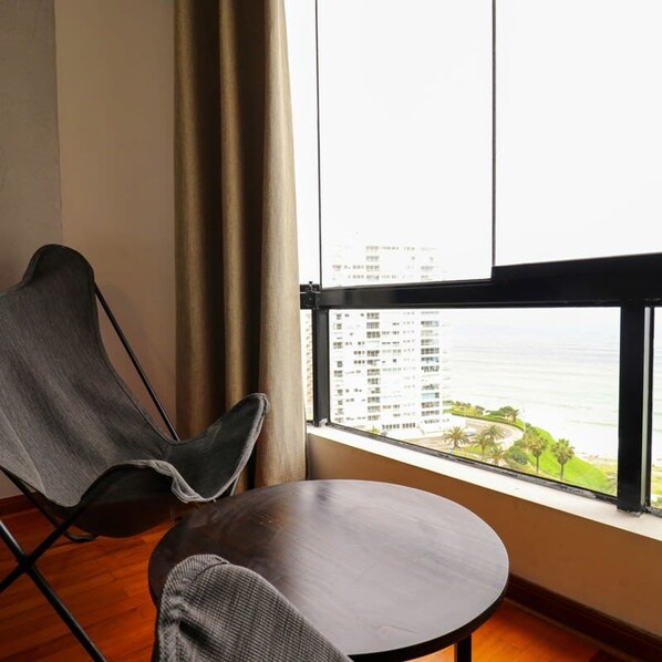 Apartment - w Industrial 3BR With Ocean View (Lima)