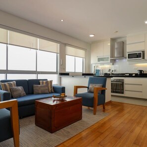 Apartment | 2 bedrooms, Internet - w Chic 2BR in Miraflores (Lima)