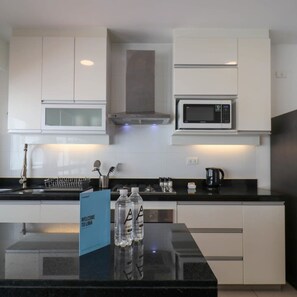 Apartment | 2 bedrooms, Internet - w Chic 2BR in Miraflores (Lima)