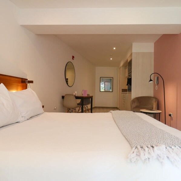 Apartment | 1 bedroom, Internet - w Beautiful Loft w AC in Barranco (Lima)