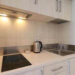 Apartment | 1 bedroom, Internet - w Spacious Loft w AC in Barranco (Lima)