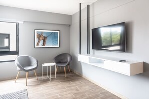 Apartment | 2 bedrooms, Internet - w Spacious 2BR in the Heart of Miraflores (Lima)