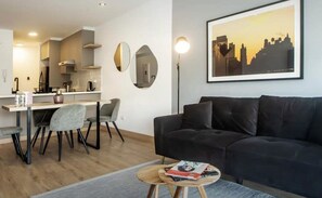 Apartment - w Centric 1BR w AC in Miraflores (Lima)