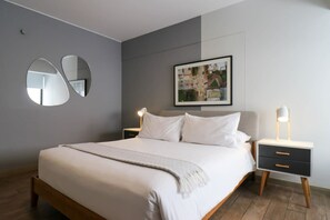 2 عدّة غرف نوم وخدمة الإنترنت