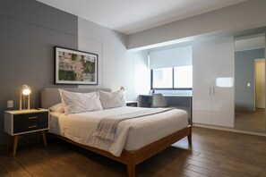 2 عدّة غرف نوم وخدمة الإنترنت