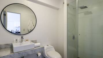 Apartment | Bathroom | Towels