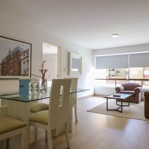 1 habitación y acceso a internet 