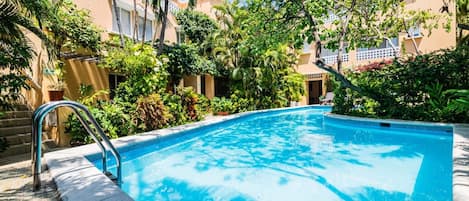 Apartment | 2 bedrooms, iron/ironing board, Internet