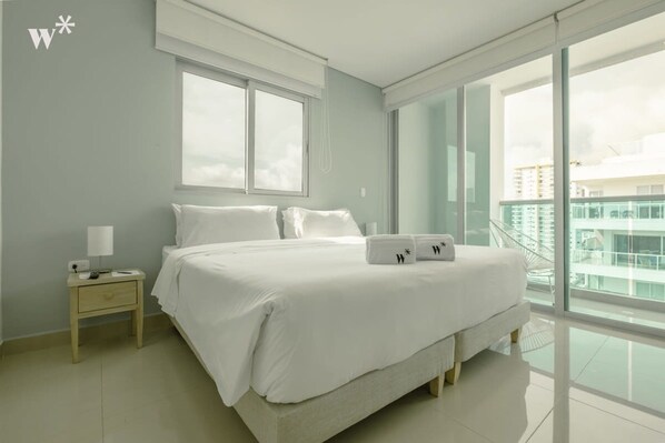 3 bedrooms, Internet - w Stunning 3BR w AC in Cartagena (Cartagena)