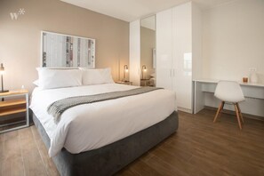 Apartment | 2 bedrooms, Internet - w High Ceiling and Classy 2BR in Miraflores (Lima)