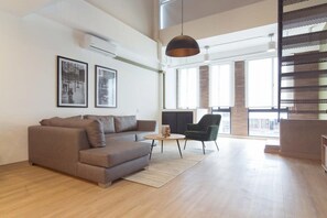 Apartment | 1 bedroom, Internet - w Amazing Duplex in Laureles (Medellín)