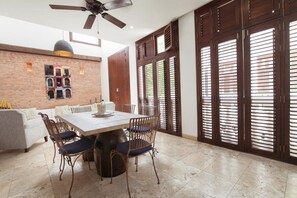3 bedrooms - w Sophisticated 3BR House w AC in Cartagena (Cartagena)