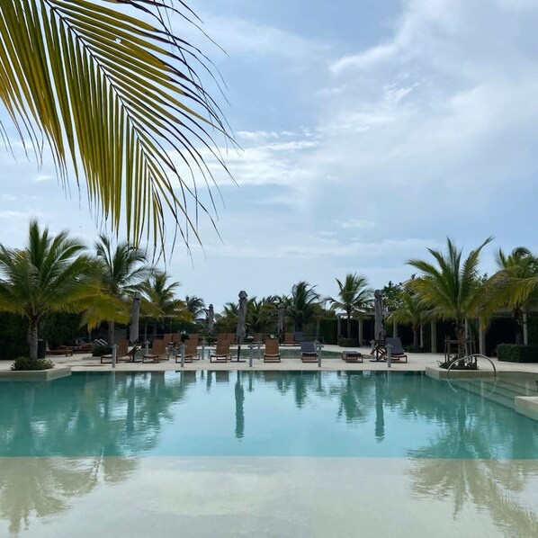 Apartment | 2 bedrooms, Internet - w Stunning 2BR w Balcony n AC in Cartagena (Cartagena)