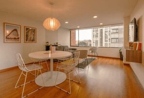 2 bedrooms, Internet - w Stylish 2BR in Cabrera (Bogotá)