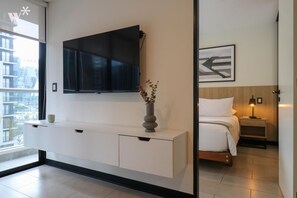 Apartment | 1 bedroom, Internet - w Splendid 1BR in San Isidro (Lima)