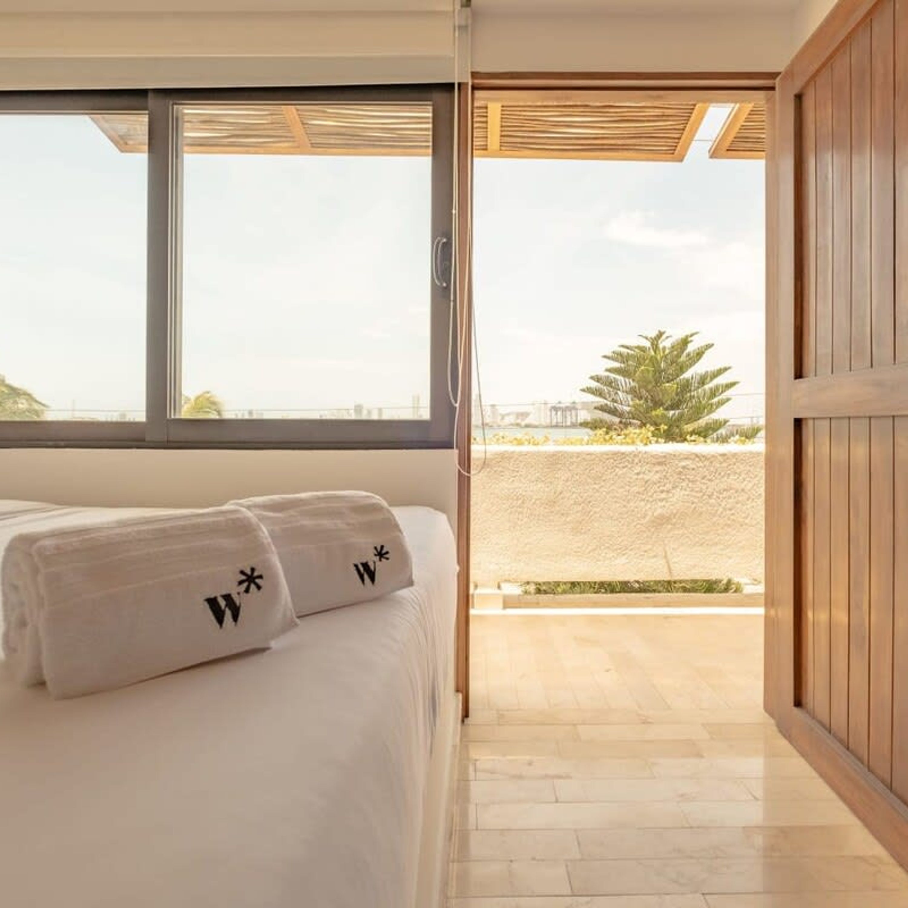 House | 4 bedrooms, iron/ironing board, Internet