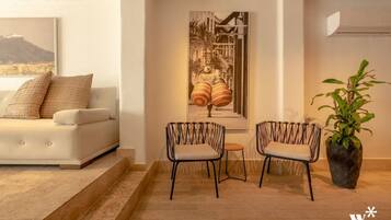 House | 4 bedrooms, iron/ironing board, Internet