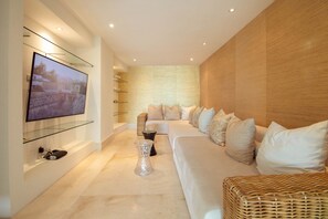 Apartment, Accessible | 4 bedrooms, Internet - w Cool 4BR With Private Pool n AC in Cartagena (Cartagena)