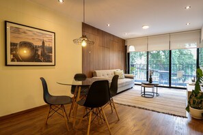 Apartment - w Splendid 1BR With Balcony in Miraflores (Lima)