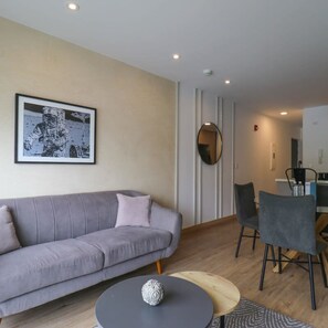 Apartment | 3 bedrooms, Internet - w Amazing 3BR in Barranco (Lima)