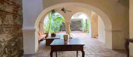 House | 4 bedrooms, Internet