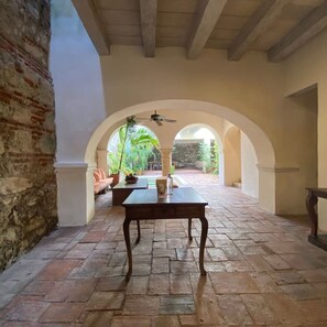 独立别墅 | 4 多间卧室、高速上网