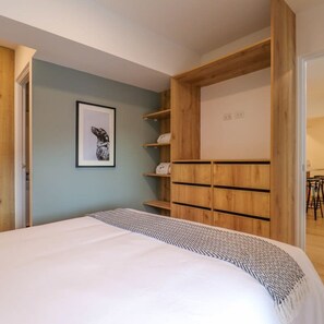 Apartment | 2 Schlafzimmer, Schreibtisch, Bügeleisen/Bügelbrett, Internetzugang