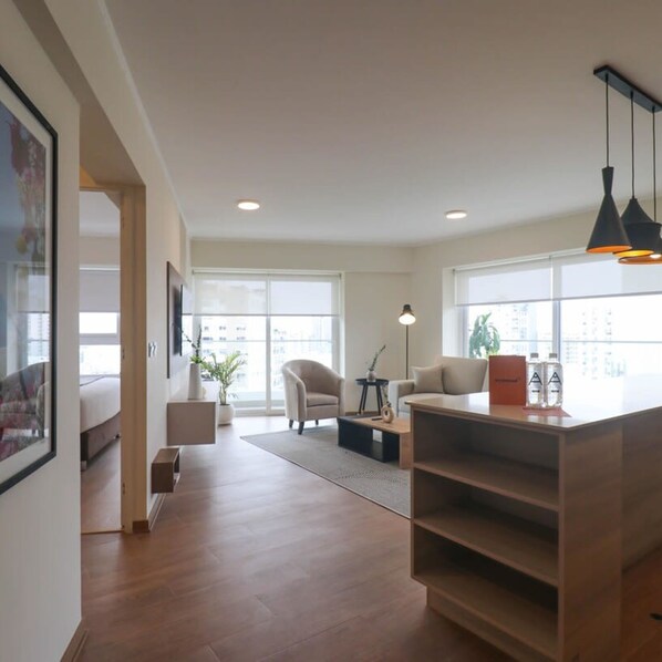 Apartment | 2 bedrooms, Internet - w Deluxe 2BR w Panoramic Terrace in Miraflores (Lima)