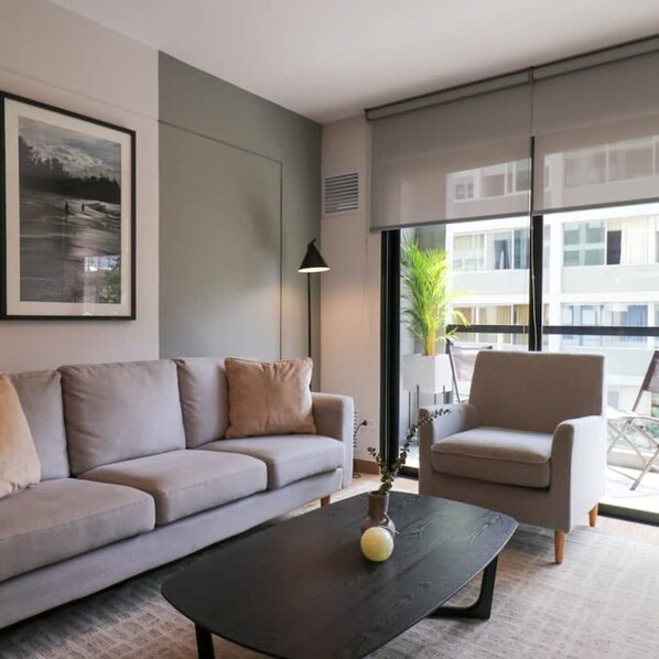 Apartment | 3 bedrooms, Internet - w Perfect 3BR With Balcony in Miraflores (Lima)