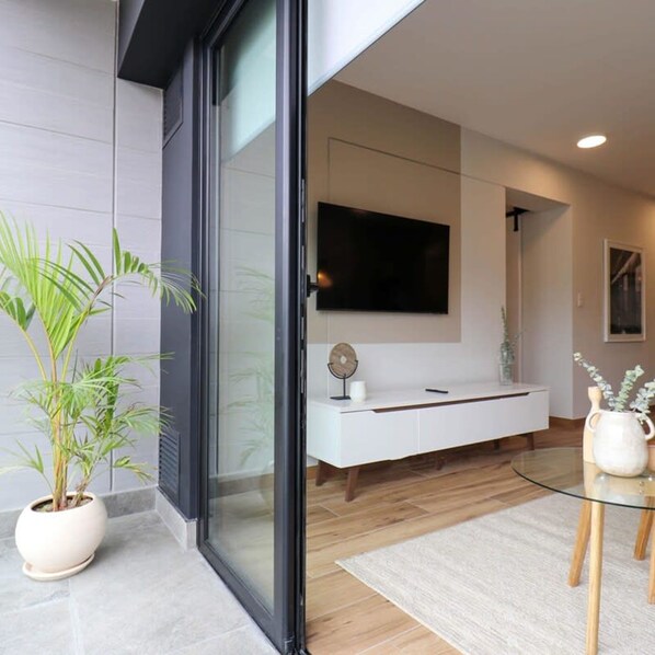 Apartment | 2 bedrooms, Internet - w Beautiful 2BR in the Heart of Miraflores (Lima)