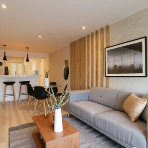 Apartment | 2 bedrooms, Internet