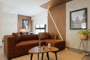 Apartment | 2 Schlafzimmer, Schreibtisch, Bügeleisen/Bügelbrett, Internetzugang