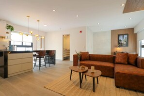 Leilighet | 2 soverom, skrivebord, strykejern/-brett og internett