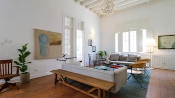 4 bedrooms, Internet