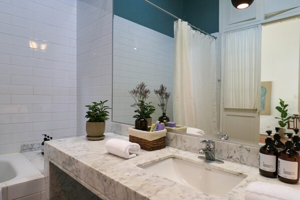 独立别墅 | 4 多间卧室、高速上网