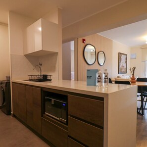 Apartment | 2 bedrooms, Internet - w Cozy 2BR With Balcony Near Parque Kennedy (Lima)