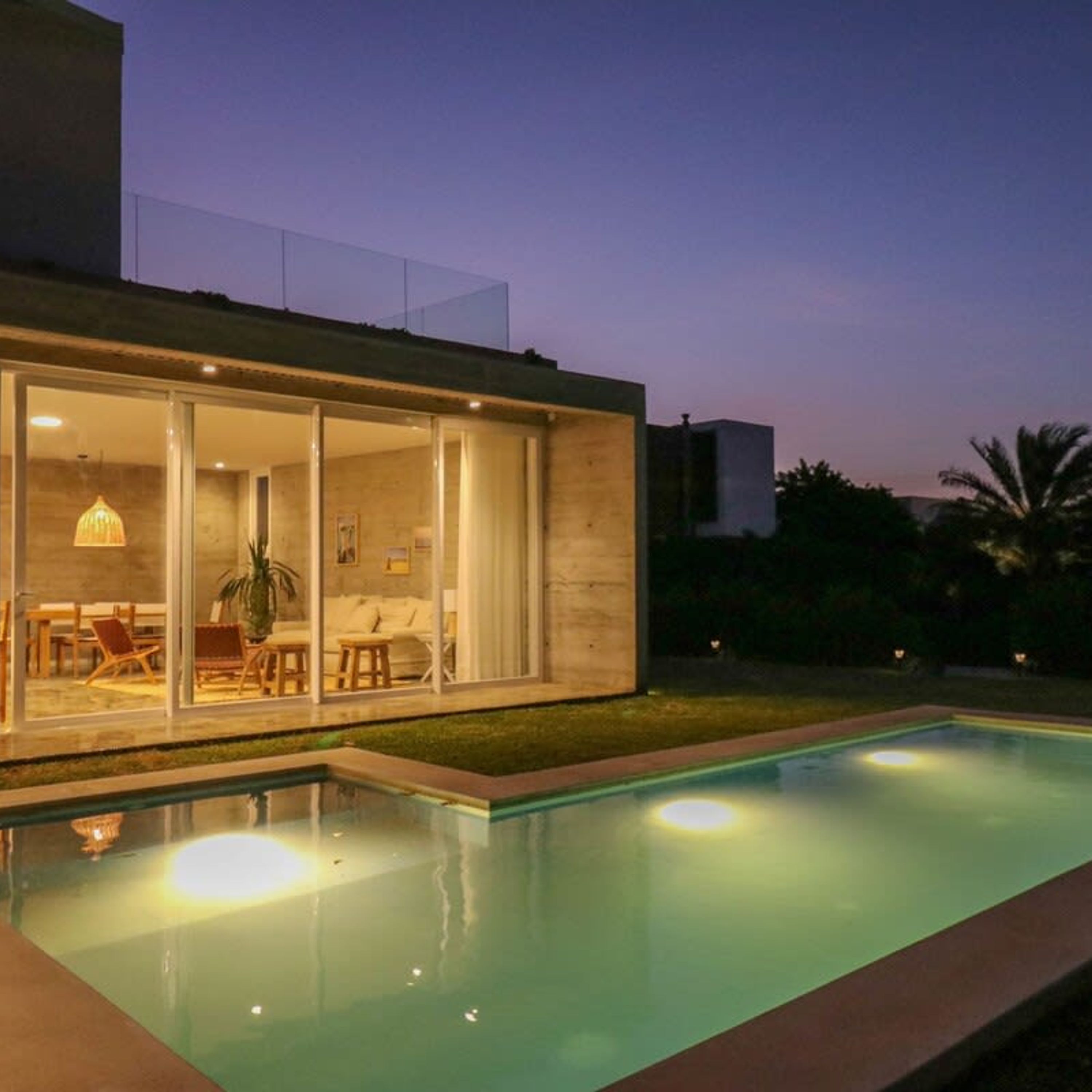 Hus | 4 sovrum, strykjärn/strykbräda och internet