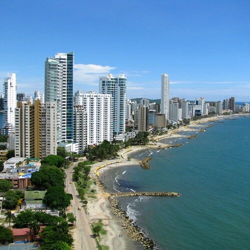 w Breathtaking 2BR Apartment w/ AC in Cartagena