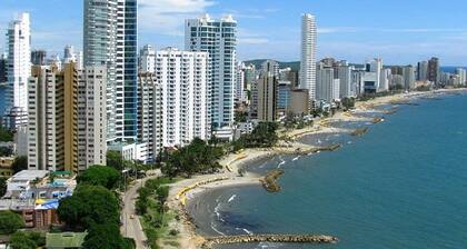 w Breathtaking 2BR Apartment w/ AC in Cartagena